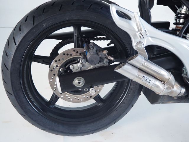 suzuki - sfv-650-gladius