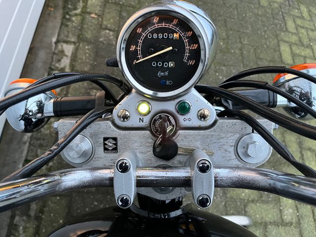 suzuki - gz-250-marauder