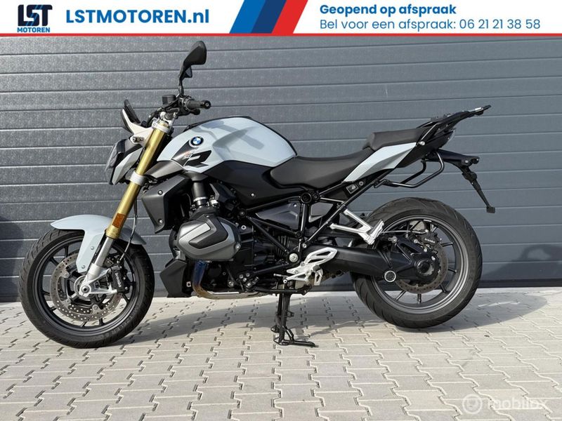 BMW December 2024 2820 km (full option m.u.v alarm) 2024 occasion
