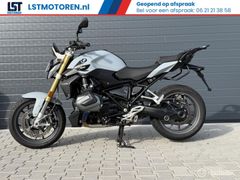 BMW December 2024 2820 km (full option m.u.v alarm) 2024 occasion – foto 1 van 19