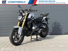 BMW December 2024 2820 km (full option m.u.v alarm) 2024 occasion – foto 3 van 19