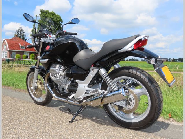 moto-guzzi - 750-breva-ie