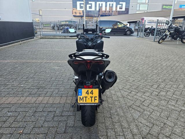 yamaha - tmax-tech-max