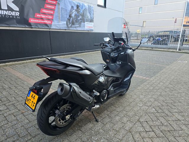 yamaha - tmax-tech-max