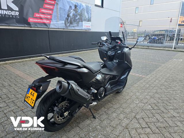yamaha - tmax-tech-max