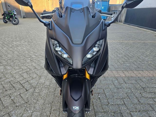 yamaha - tmax-tech-max
