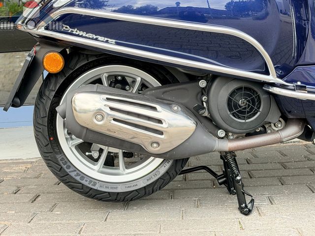 vespa - primavera-125-abs