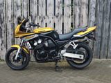 YAMAHA FZS 600 FAZER