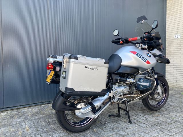 bmw - r-1150-gs