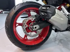 BMW F 900 XR Light white/Racing blue/Racing red BTW Voertuig 2026 nieuw – foto 19 van 20