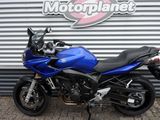 YAMAHA FZS 600 FAZER