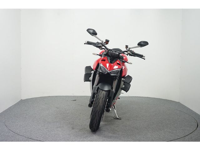 ducati - streetfighter-v4