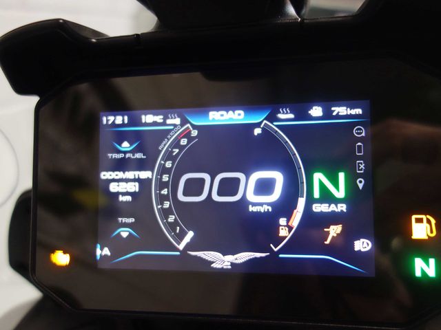 moto-guzzi - v-85-tt-travel