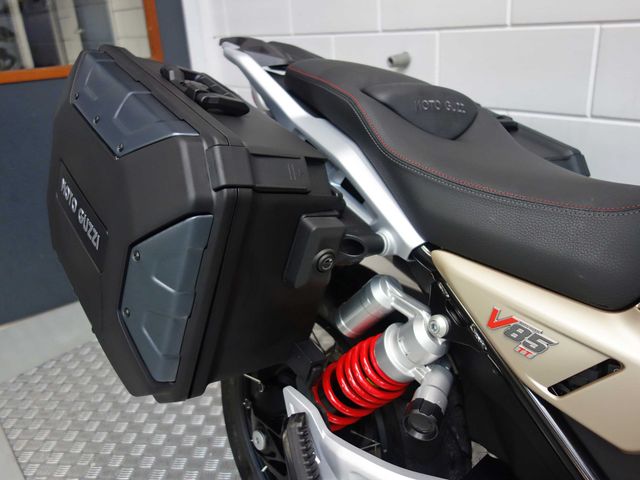 moto-guzzi - v-85-tt-travel