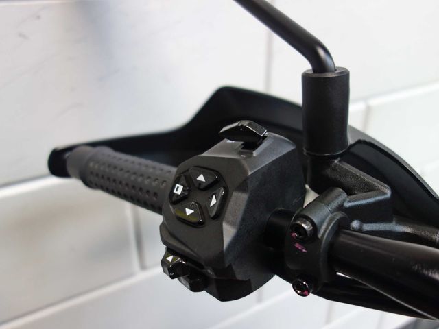 moto-guzzi - v-85-tt-travel