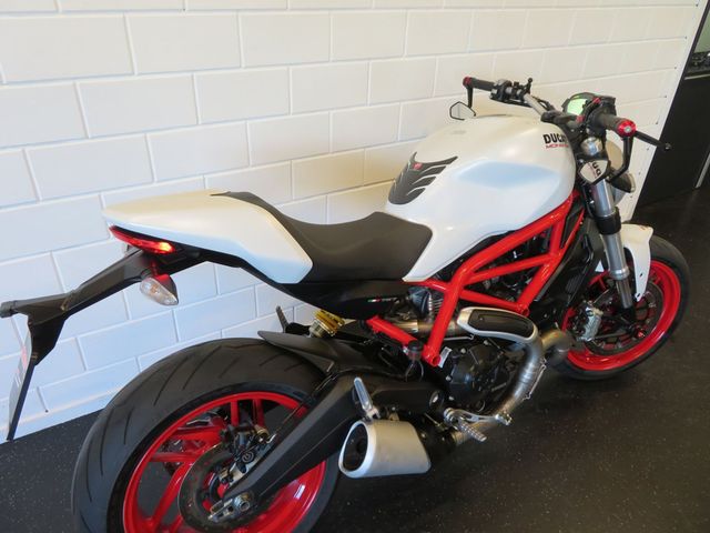 ducati - monster-797--