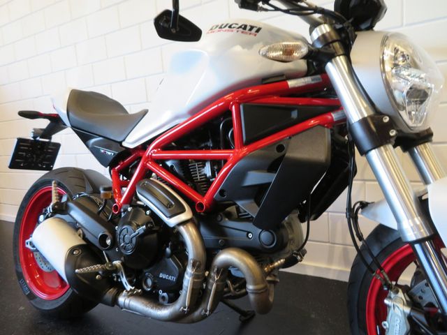 ducati - monster-797--