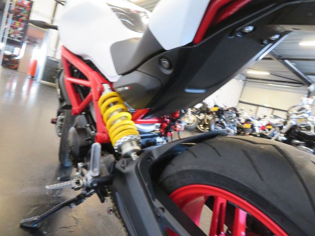 ducati - monster-797--