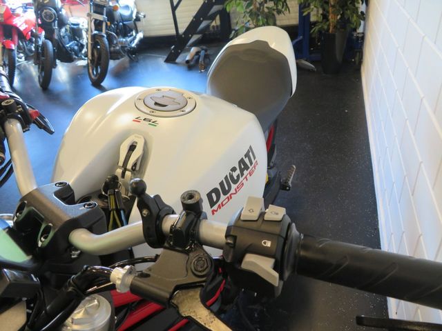 ducati - monster-797--