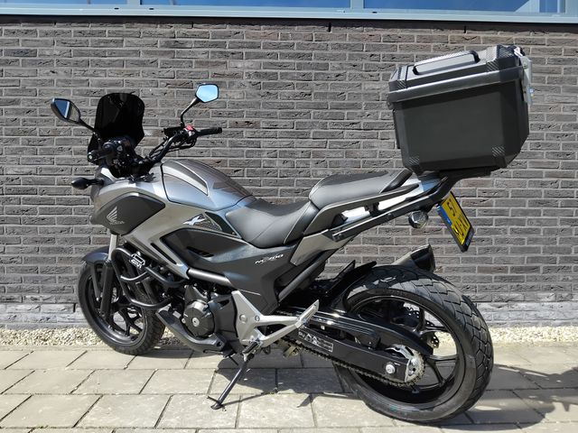 honda - nc-700-x-dct