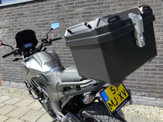 honda - nc-700-x-dct