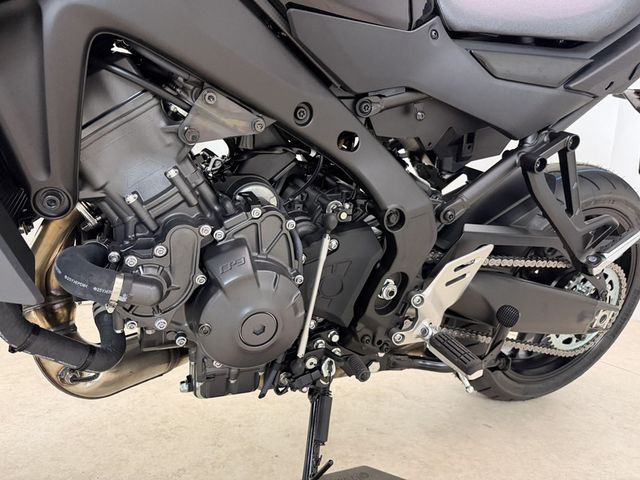 yamaha - tracer-9