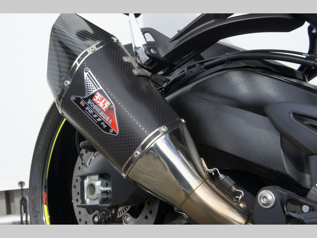 suzuki - gsx-s-1000-street-x-treme