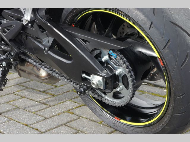 suzuki - gsx-s-1000-street-x-treme