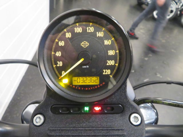 harley-davidson - sportster-iron-883