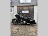 HARLEY-DAVIDSON ELECTRA GLIDE CLASSIC FLHTC