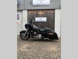 HARLEY-DAVIDSON ELECTRA GLIDE CLASSIC FLHTC