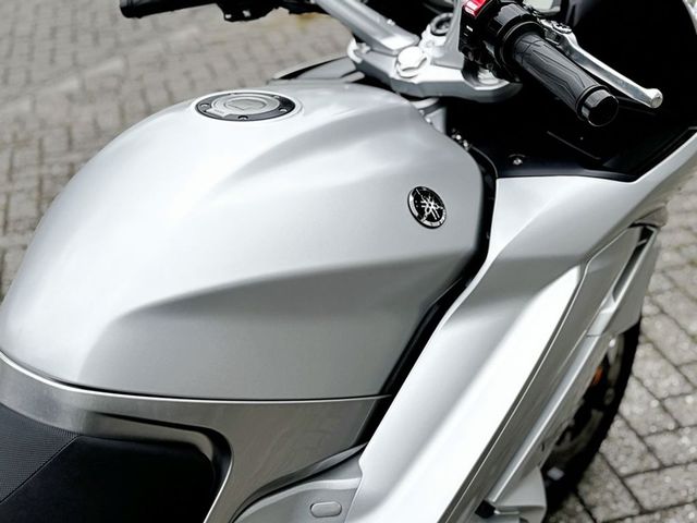 yamaha - fjr-1300-ae