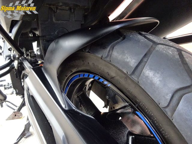 suzuki - v-strom-650-a-touring