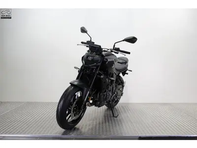 YAMAHA MT 07 ABS – foto 3