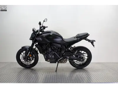YAMAHA MT 07 ABS – foto 4