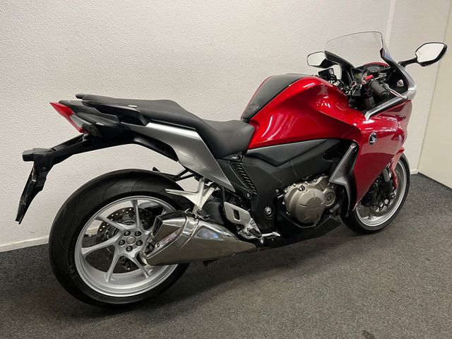 honda - vfr-1200-f-c-abs