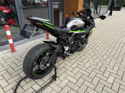 KAWASAKI NINJA ZX-6R – foto 3