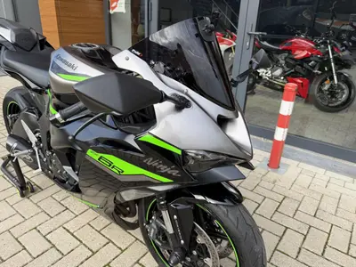 KAWASAKI NINJA ZX-6R – foto 4