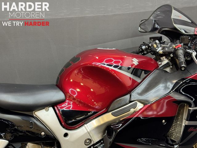 suzuki - gsx-r-1300-hayabusa