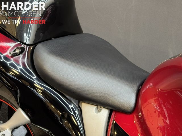 suzuki - gsx-r-1300-hayabusa