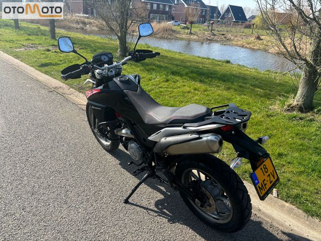 husqvarna - tr-650-strada-abs