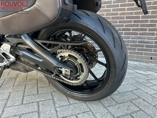 yamaha - xsr-900-60th-anniversary