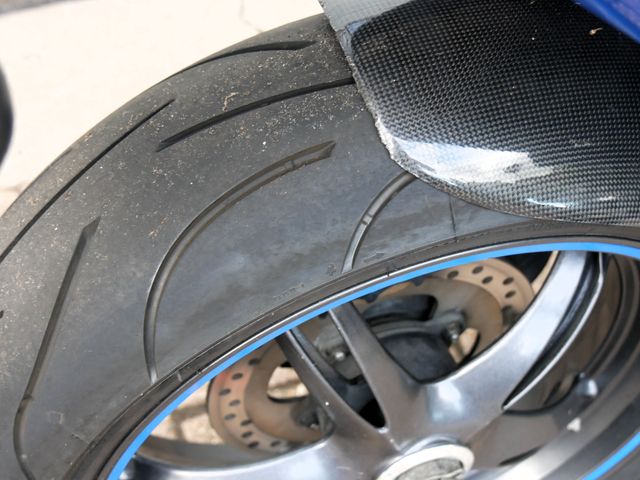 triumph - sprint-st-1050