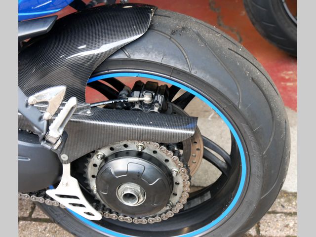 triumph - sprint-st-1050