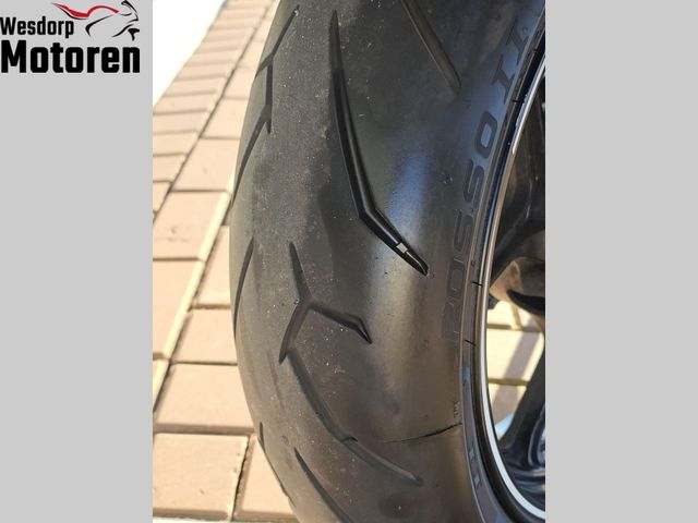 kawasaki - versys-650-grand-tourer