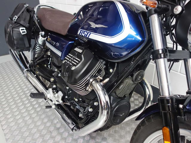 moto-guzzi - v-7-special