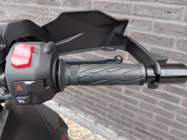 suzuki - v-strom-1050