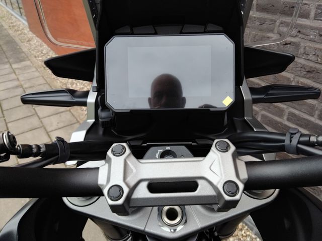 suzuki - v-strom-1050