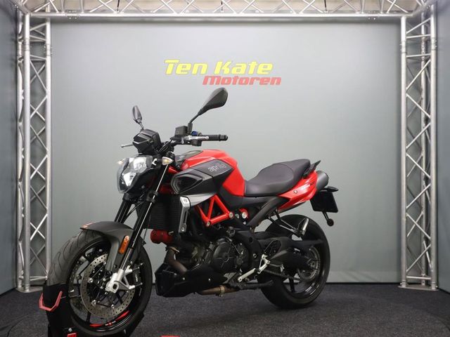 aprilia - shiver-900