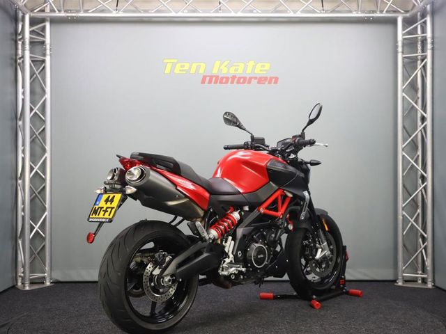 aprilia - shiver-900